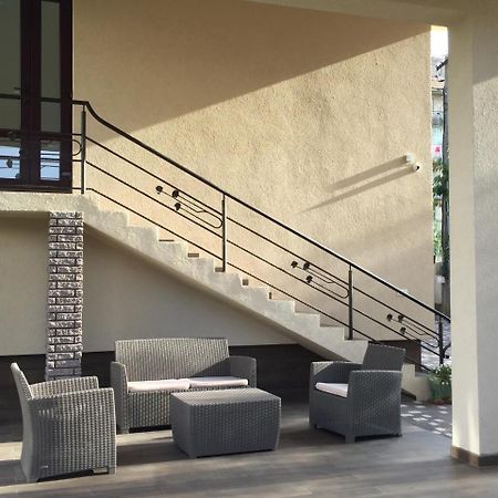 Guest House Мукачево Экстерьер фото