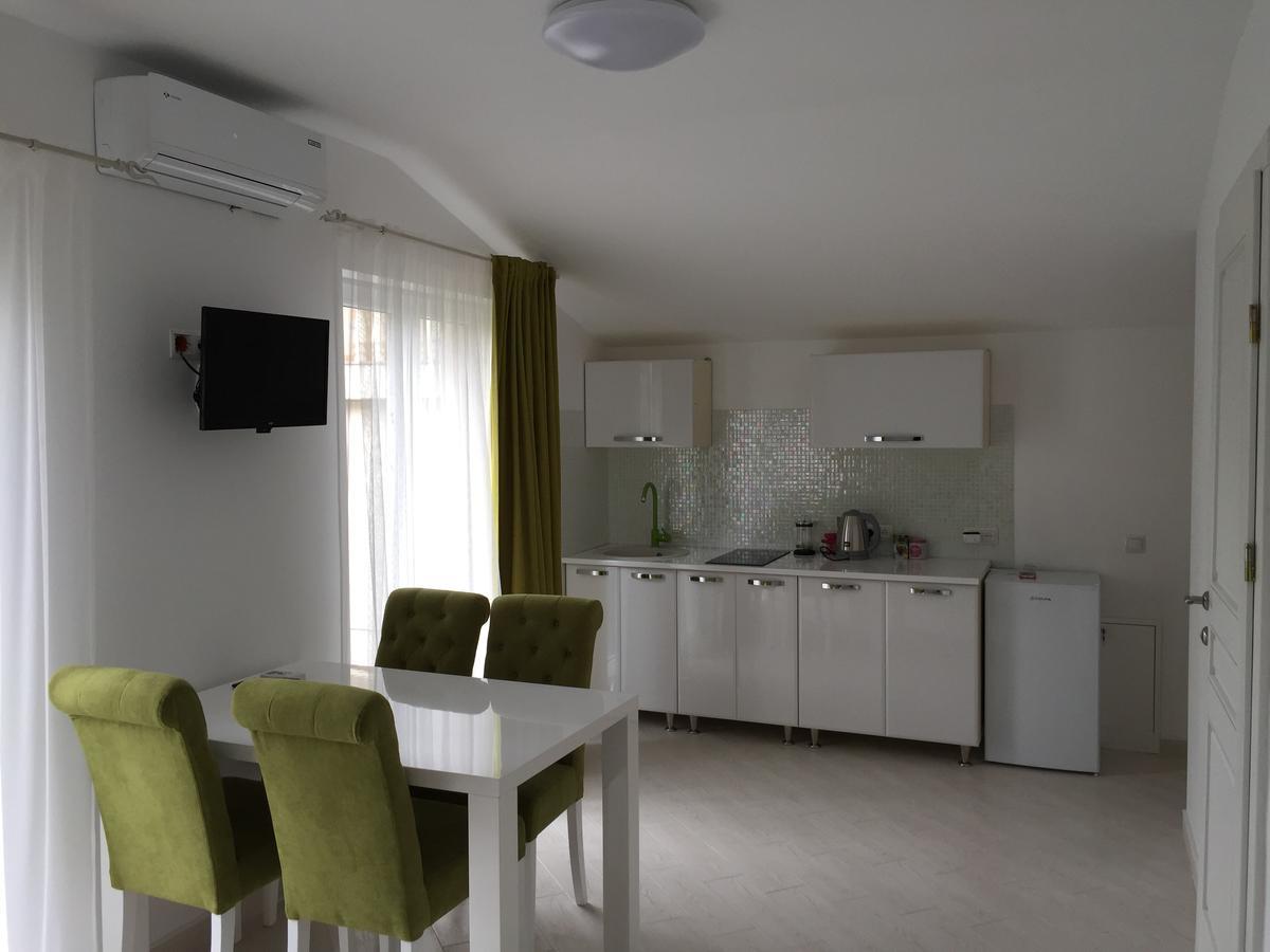 Guest House Мукачево Экстерьер фото